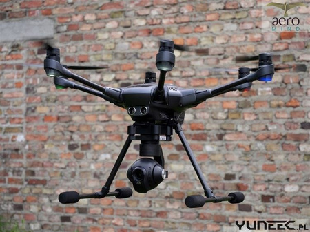 Yuneec Typhoon H Pro z RS, 3x akumulator